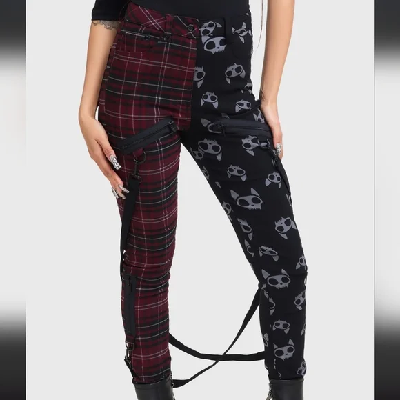 Killstar Black and Red Skull Pattern Pants - Picture 3 of 3